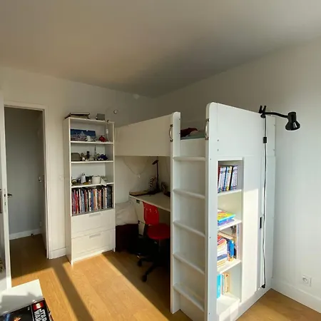 Apartment 3 Bedrooms View Quiet Floor *